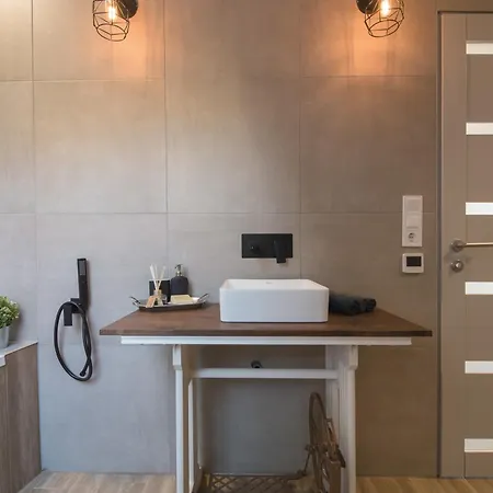 Apartment Manzard Apartman *